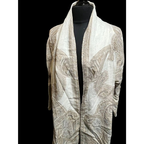 nwt designer Kimono wool with paiusley pattern in gorgeous bone white and ivorie - Picture 1 of 9